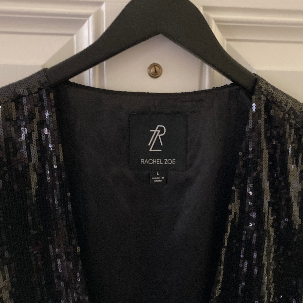 Rachel Zoe Black Sequin Vest/Front Pockets/Belt Detail/Size Large/NEW/NEVER WORN - Picture 5 of 5